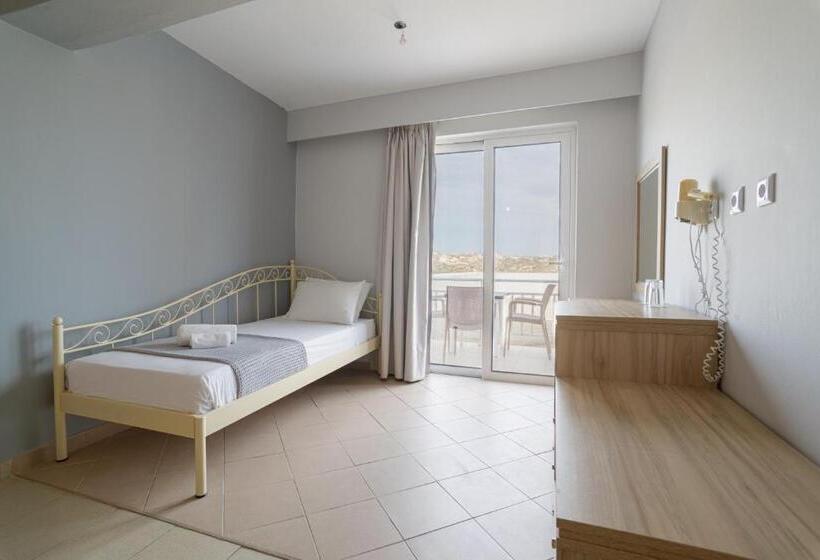 Quarto Superior Vista Mar, Hermes