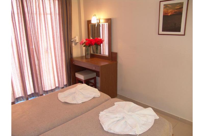 オーシャンビュースタンダードルーム, Hermes