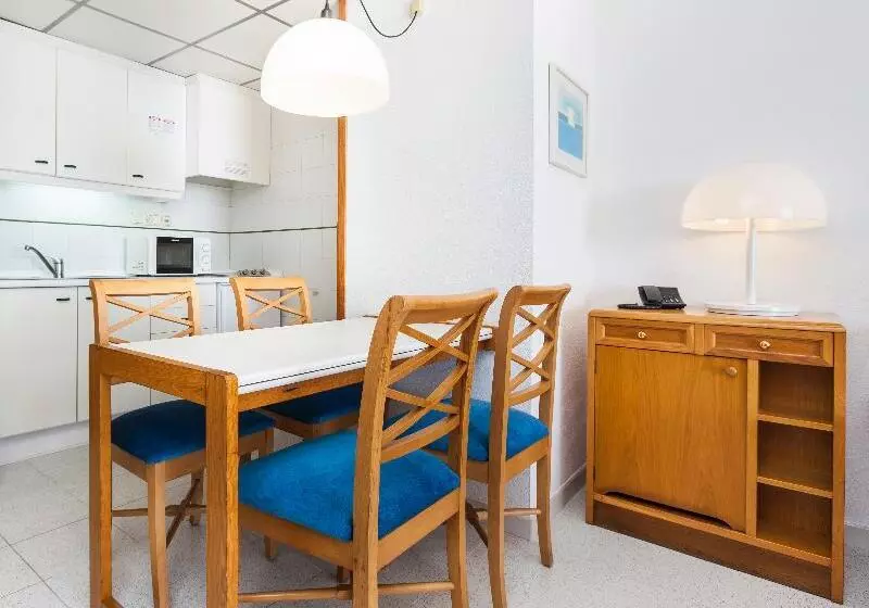 身障者適用スイートルーム, Holiday Inn Express & Suites Lebanon, An Ihg