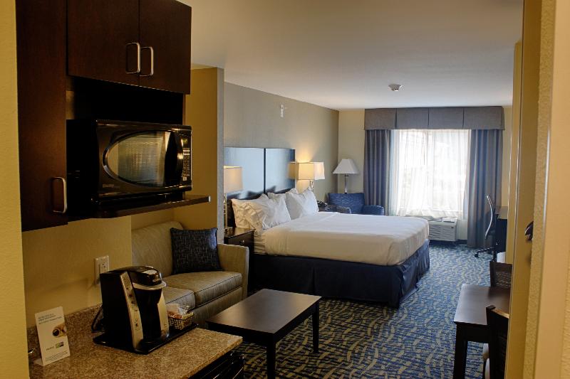 适合残疾人士使用的套间, Holiday Inn Express & Suites Lebanon, An Ihg