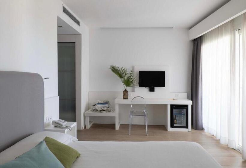 スーペリアールーム, Infinity Resort Tropea