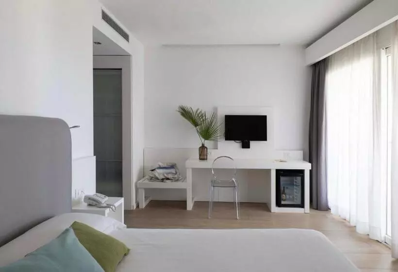 スーペリアールーム, Infinity Resort Tropea