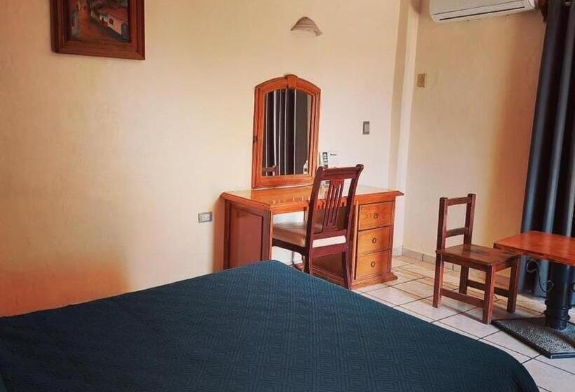 标准单人间, Las Fuentes