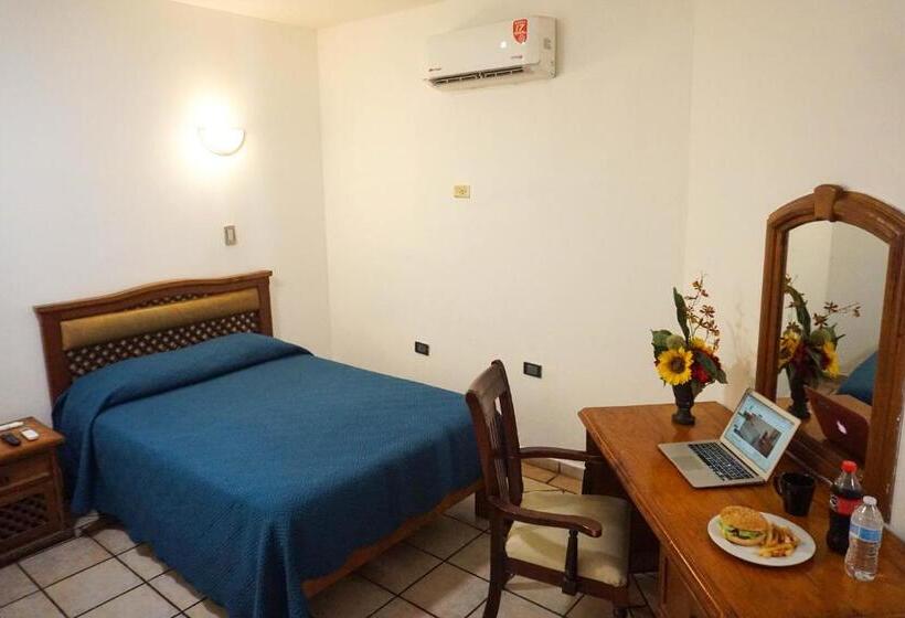 标准单人间, Las Fuentes