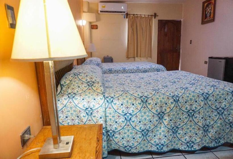 标准工作室, Las Fuentes