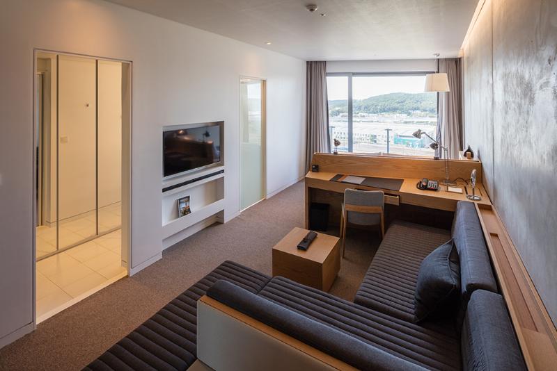 带山景的复式房间, Nest Hotel Incheon