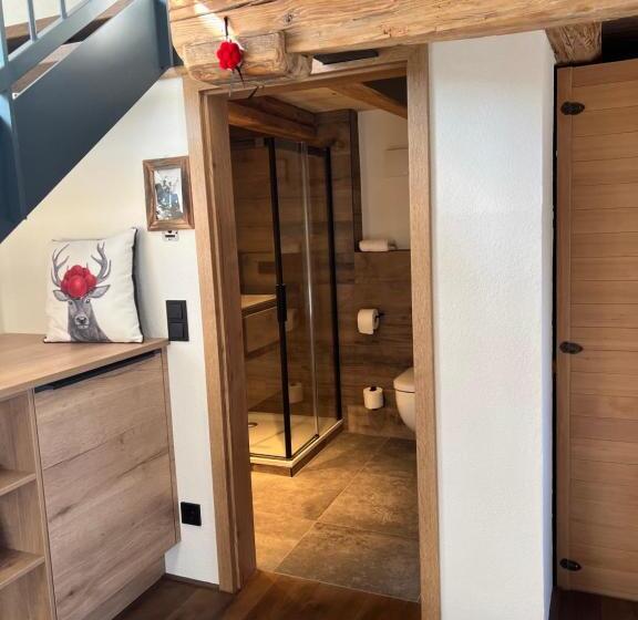 Дом 1 Спальня, Pflugwirts Hotel Und Gasthaus