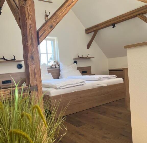 Дом 1 Спальня, Pflugwirts Hotel Und Gasthaus