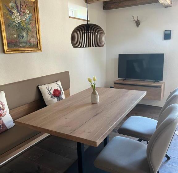 Дом 1 Спальня, Pflugwirts Hotel Und Gasthaus