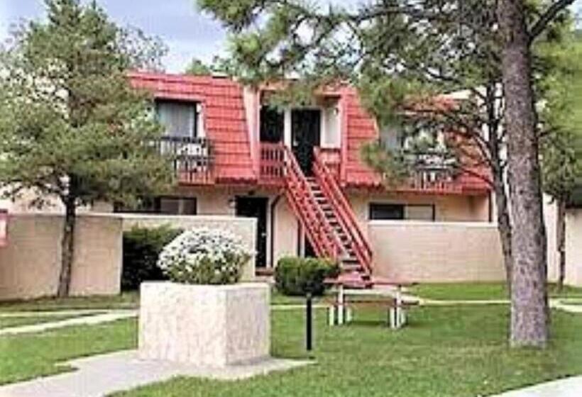 דירת חדר, Pinecliff Village Resort