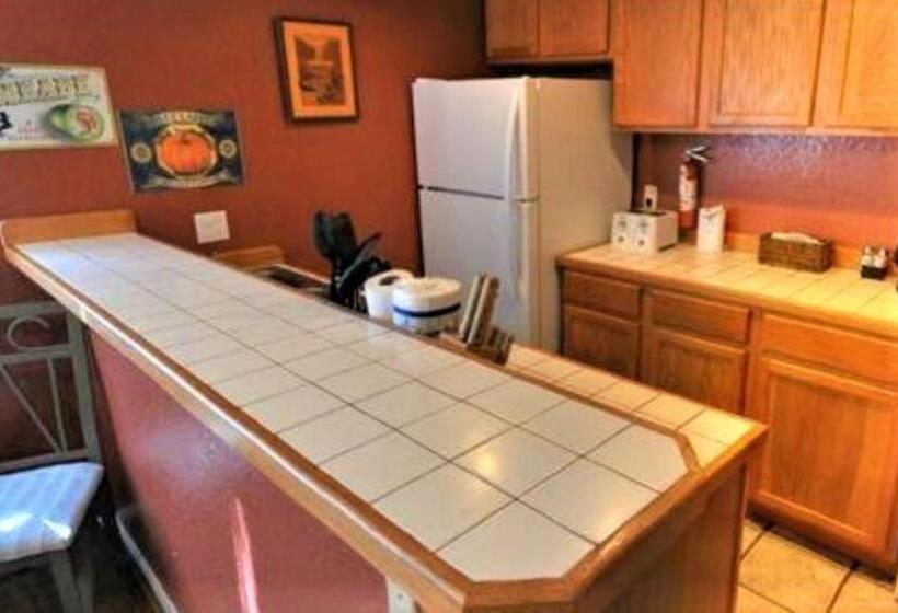 شقة غرفتين, Pinecliff Village Resort