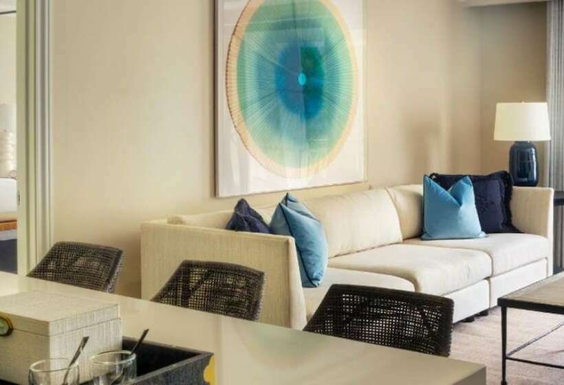 سوییت با چشمانداز دریا, Rosewood Baha Mar