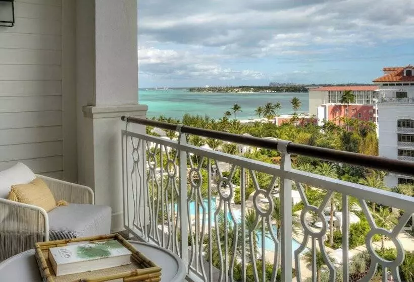 سوییت با چشم‌انداز دریا, Rosewood Baha Mar