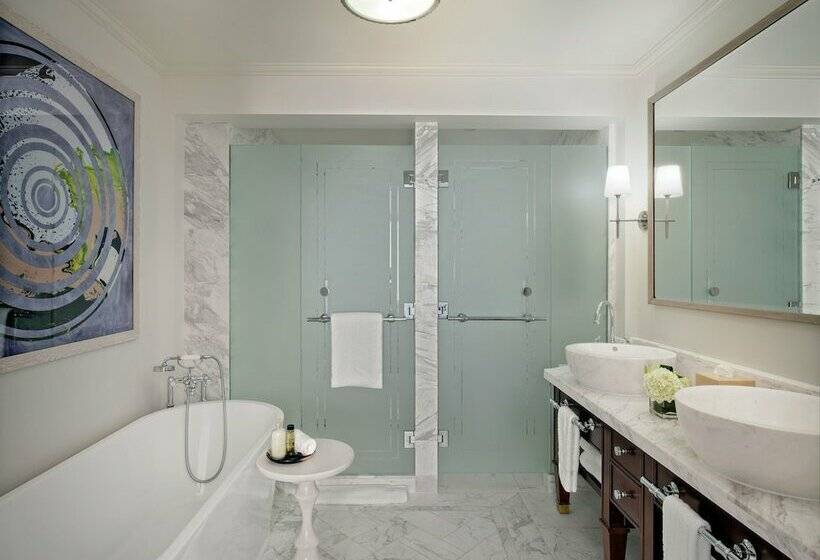 سوییت با چشمانداز دریا, Rosewood Baha Mar