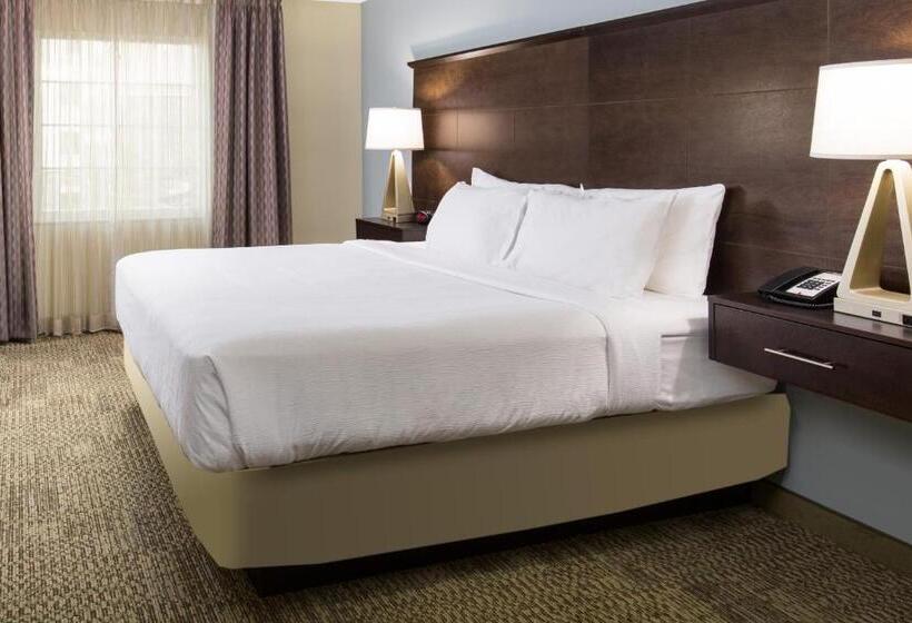 带大床的套房, Staybridge Suites Sacramento Folsom, An Ihg