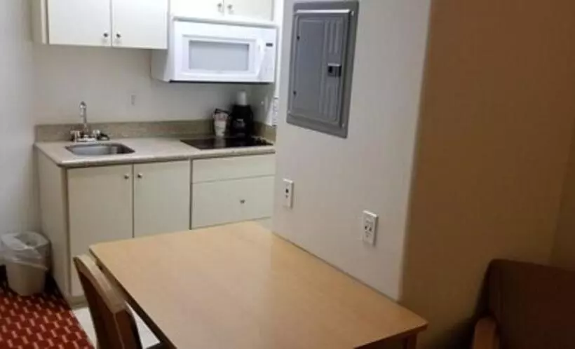 スイート, Executive Inn & Suites Extended Stay Vernal
