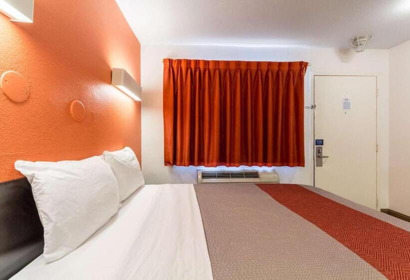 Номер Стандарт Адаптированный для Инвалидов, Motel 6garland, Tx  Dallas