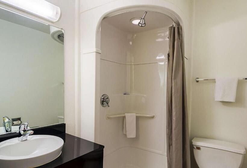 Номер Deluxe, Motel 6 Laramie, Wy