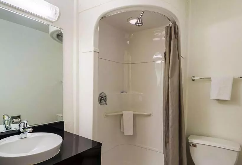 デラックスルーム, Motel 6 Laramie, Wy