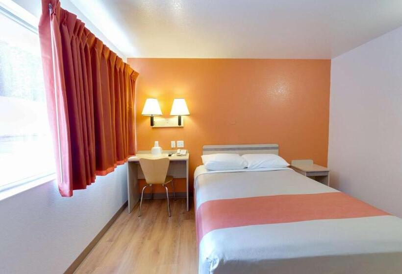 디럭스 룸, Motel 6 Weed  Mount Shasta