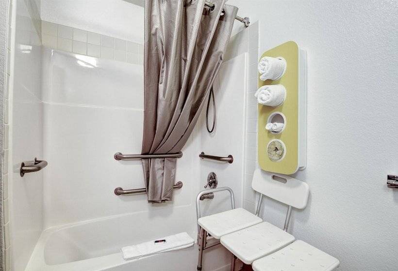 Номер Стандарт 2 Двуспальные Кровати, Motel 6colby, Ks