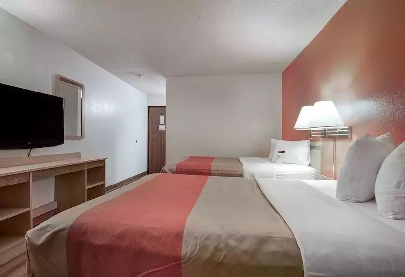 ２ダブルベッドのスタンダードルーム, Motel 6colby, Ks