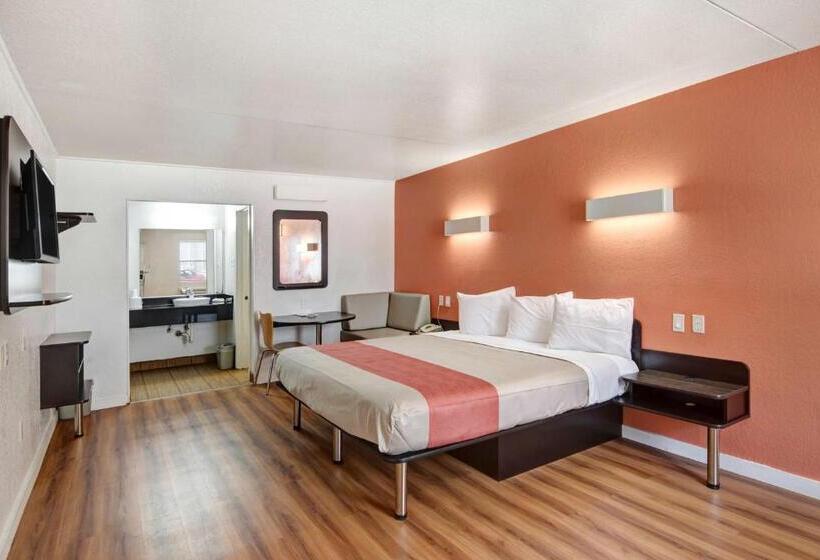 Büyük Çift Kişilik Yataklı Standart Oda, Motel 6dallas, Tx Forest Lane
