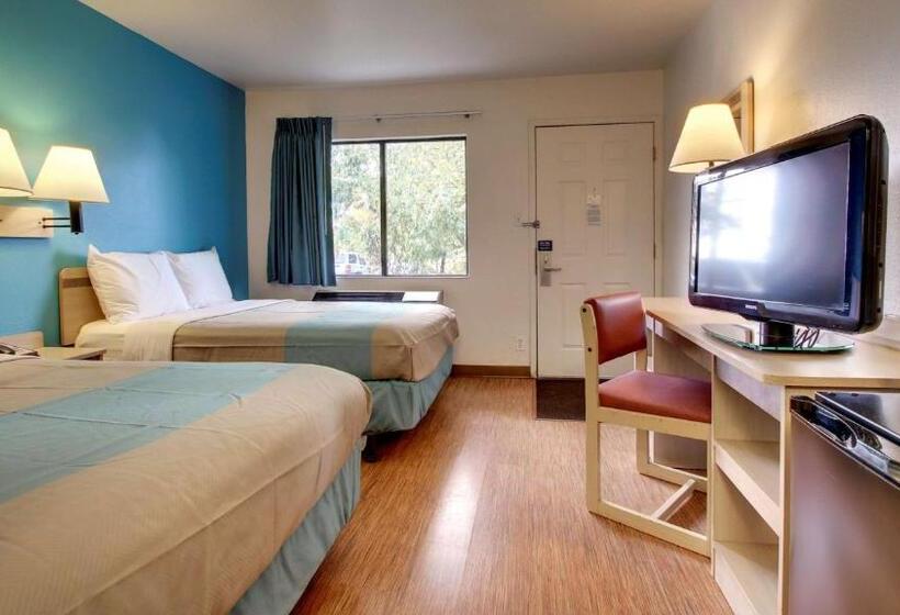 اتاق استاندارد چهار تخته, Motel 6 des Moines, Ia  North