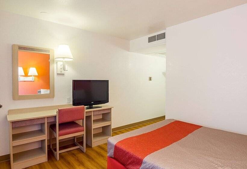 Номер Deluxe, Motel 6 Laramie, Wy