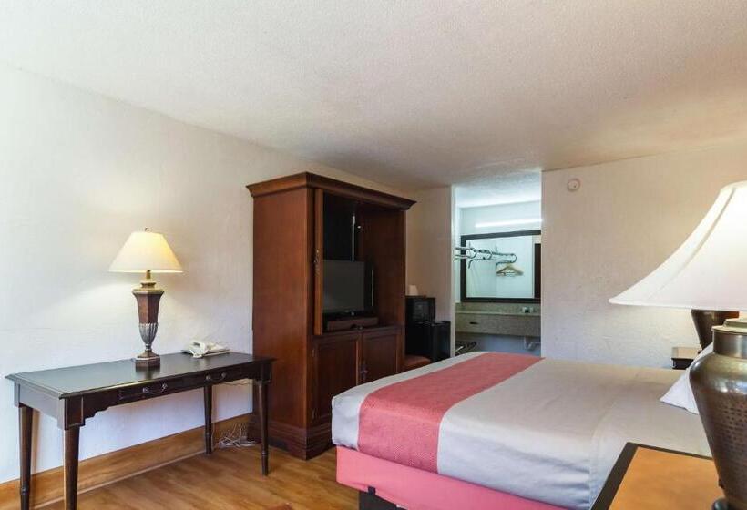 キングサイズベッドのスタンダードルーム, Motel 6townsend, Ga