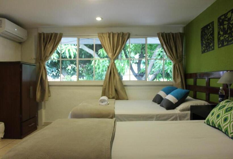 Номер Стандарт, Tazumal House