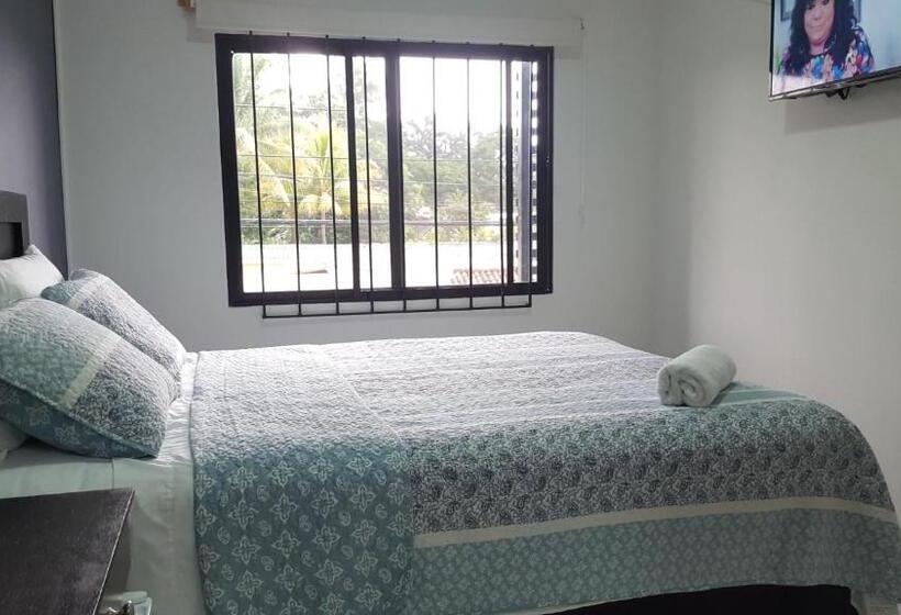 Номер Стандарт Индивидуальный, Tazumal House