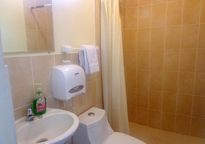 Номер Стандарт, Tazumal House