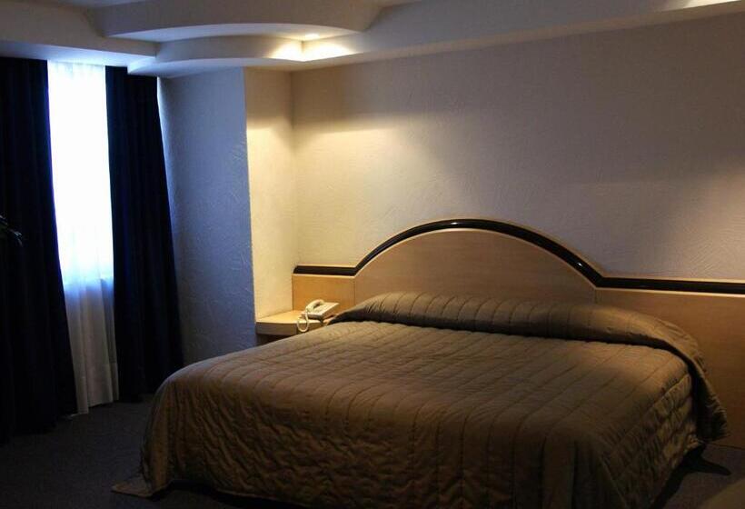 Люкс с гидромассажем, Porto Novo Hotel & Suites