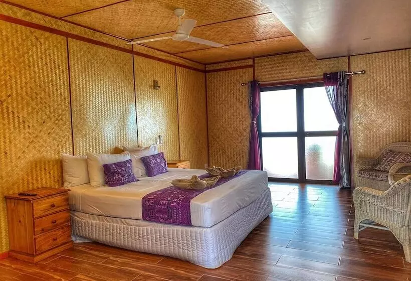 بانگلوی لوکس, Rino S Motel
