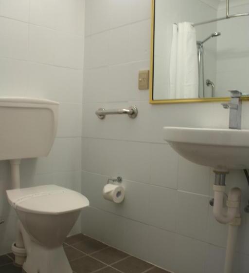장애인을 위한 스탠다드 룸, Club Motel Armidale