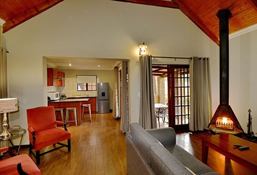 خانه 1 خوابه, Dunkeld Country & Equestrian Estate