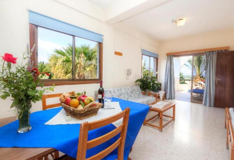 استودیوی استاندارد, Follow The Sun Hotel Apartments