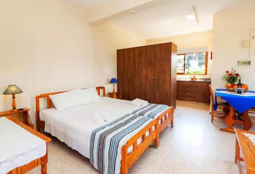 استودیوی استاندارد, Follow The Sun Hotel Apartments