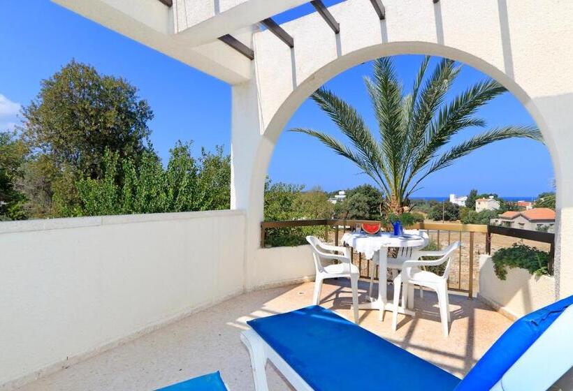 דירת חדר, Follow The Sun Hotel Apartments