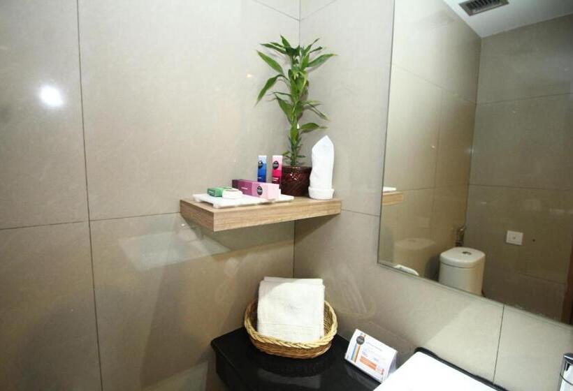 غرفة ديلوكس, Dafam Pekanbaru