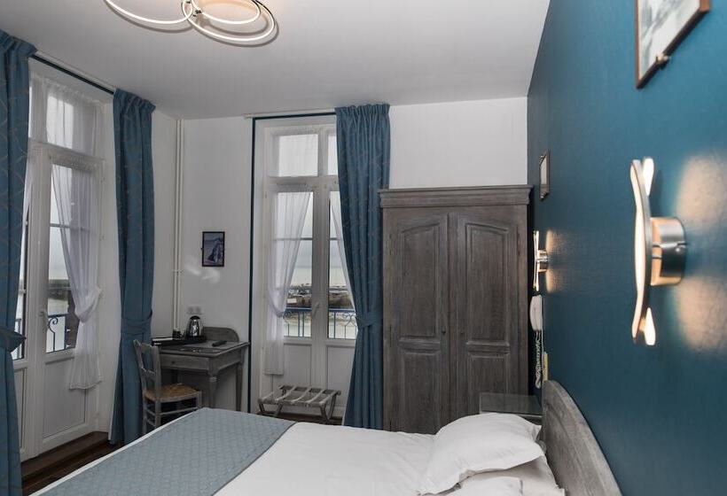 Номер Стандарт Вид на Море, De Calais