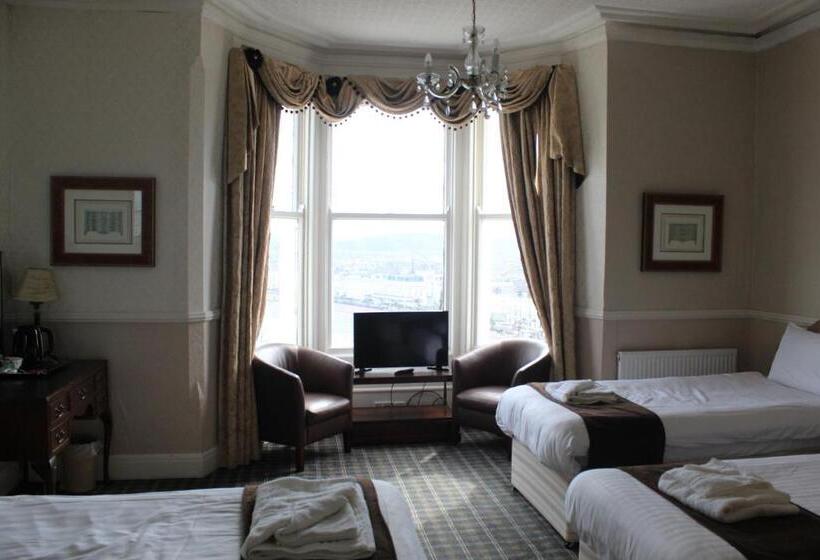 غرفة قياسية رباعية مطلة على البحر, Headlands