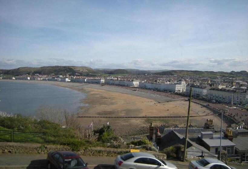 غرفة قياسية فردية مطلة علي البحر, Headlands