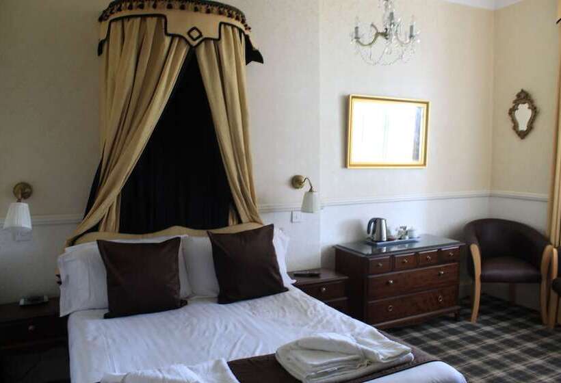 غرفة قياسية مطلّة علي الحديقة, Headlands