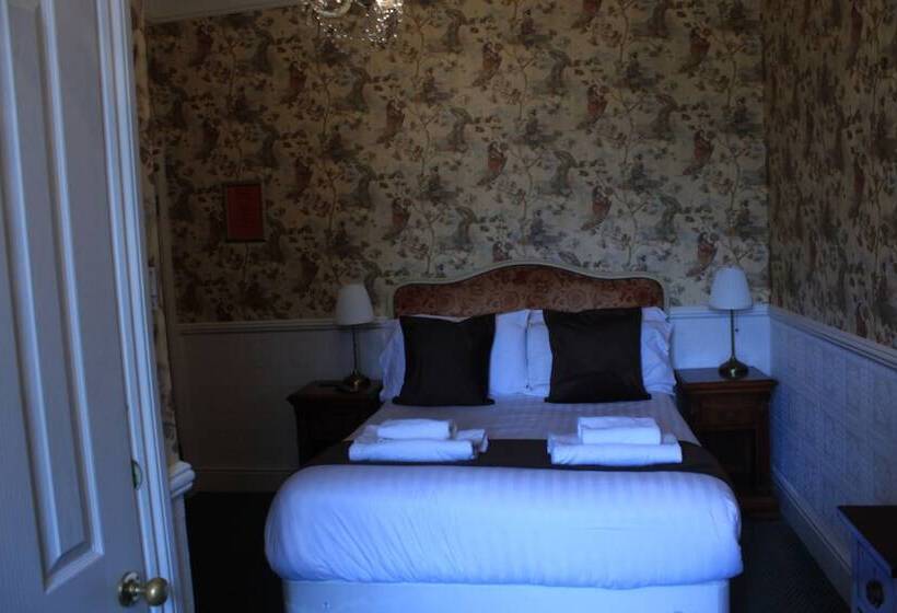 غرفة قياسية مطلّة علي الحديقة, Headlands