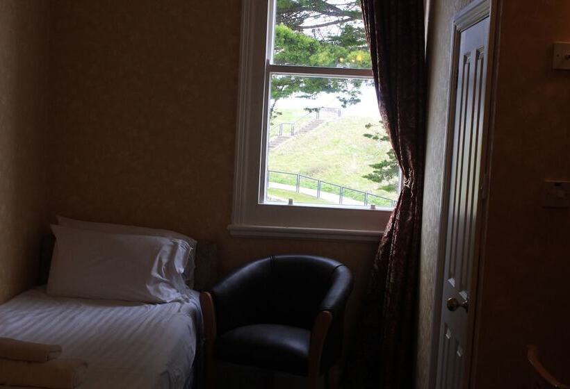 غرفة قياسية ثلاثية مطلة علي الحديقة, Headlands