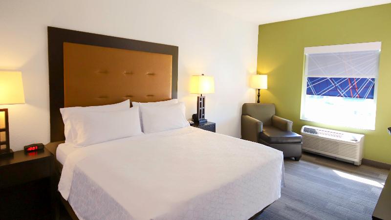 Люкс Адаптированный для Инвалидов, Holiday Inn Express & Suites Ironton, An Ihg