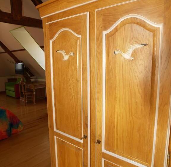 家庭海景房, De Calais