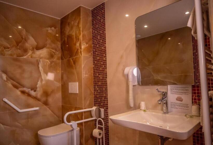 带海景的标准房, De Calais